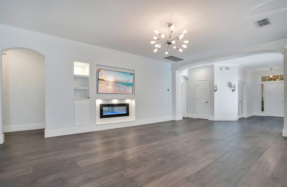 Image 14 of 59 For 8399 Bowden Way