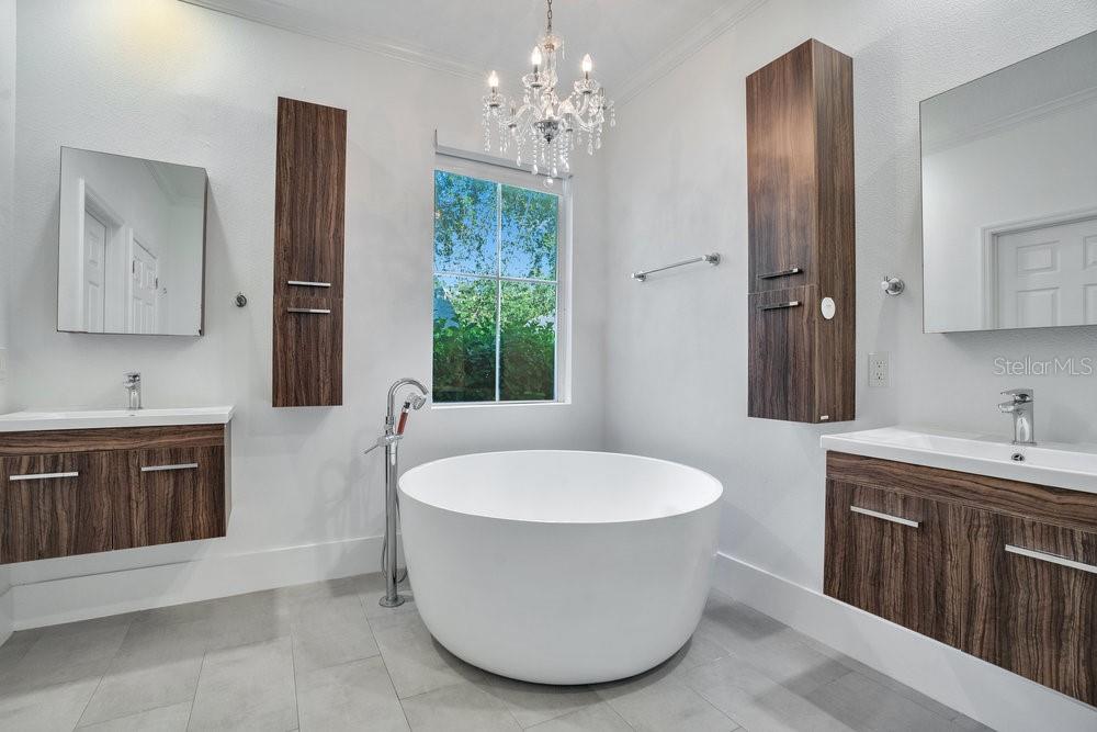 Image 24 of 59 For 8399 Bowden Way