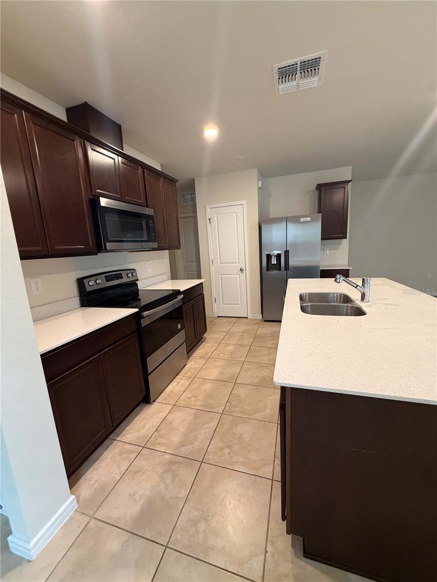 Image 3 of 16 For 7363 Catania Loop