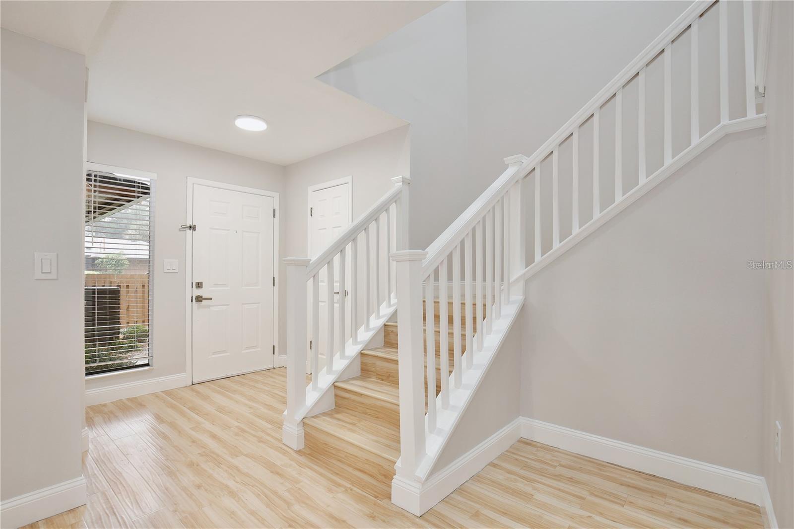 Image 10 of 33 For 112 Heron Bay Circle