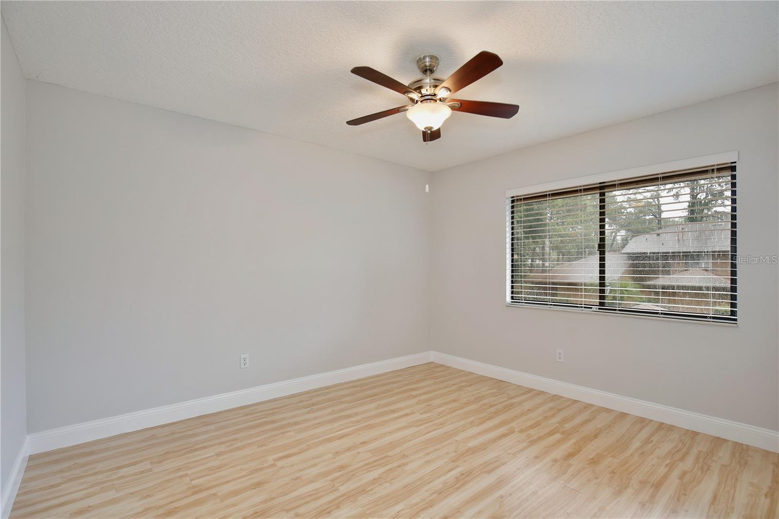 Image 16 of 33 For 112 Heron Bay Circle