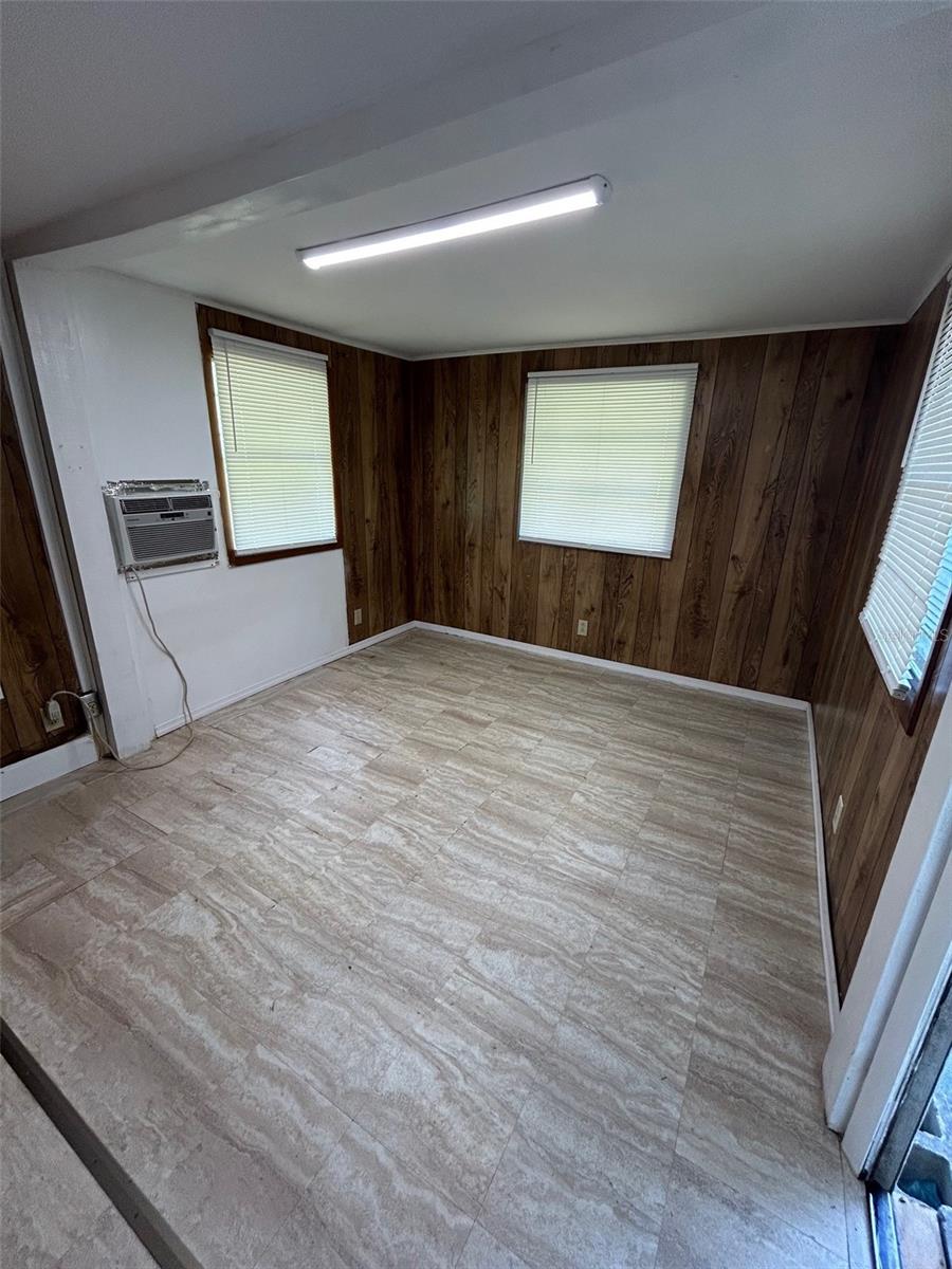 Image 3 of 9 For 3414 Doctor Love Road C