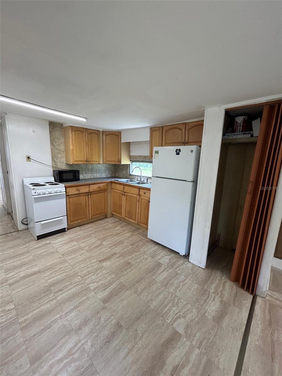 Image 5 of 9 For 3414 Doctor Love Road C