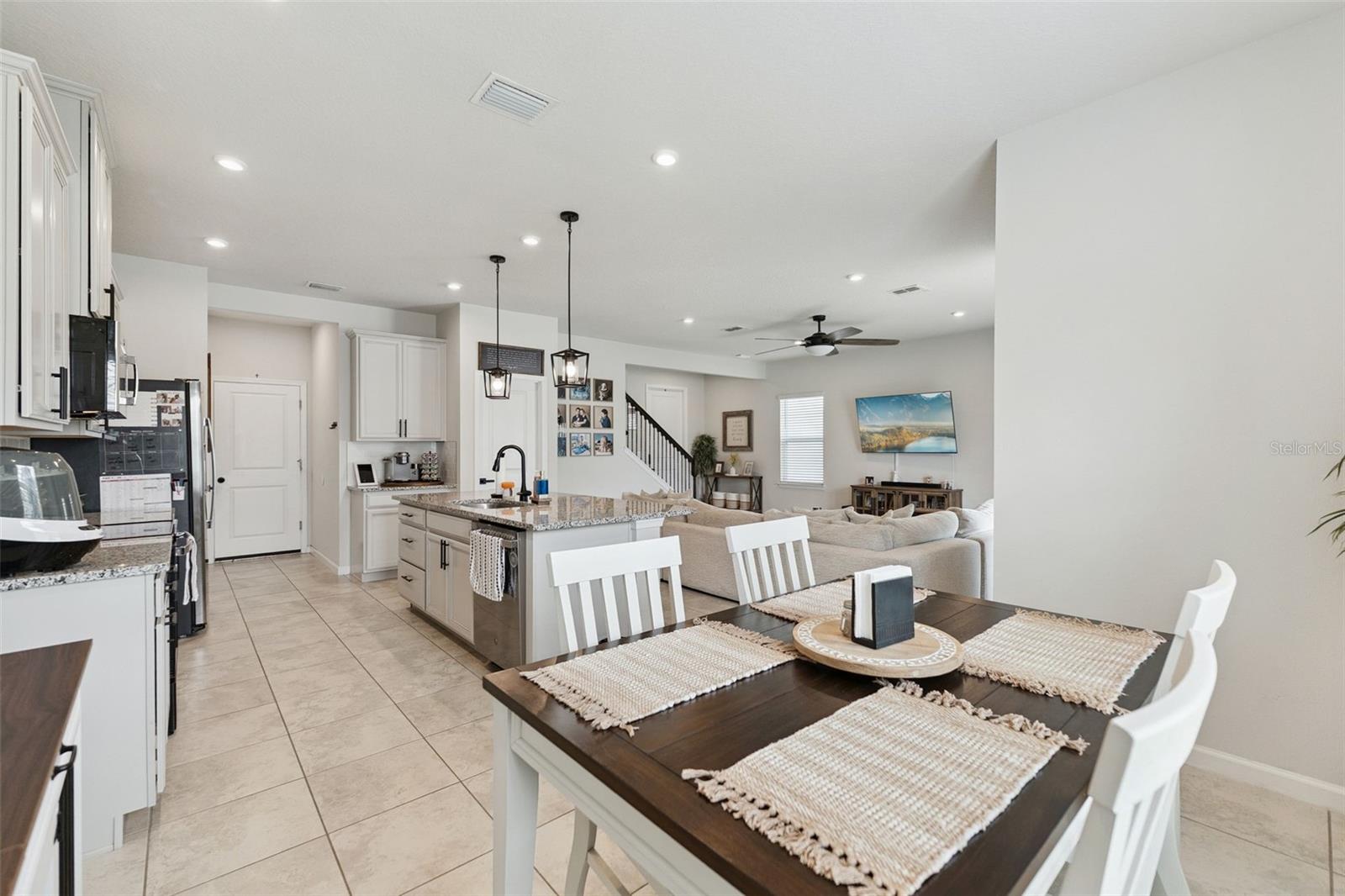 Image 20 of 56 For 5014 Grand Teton Court