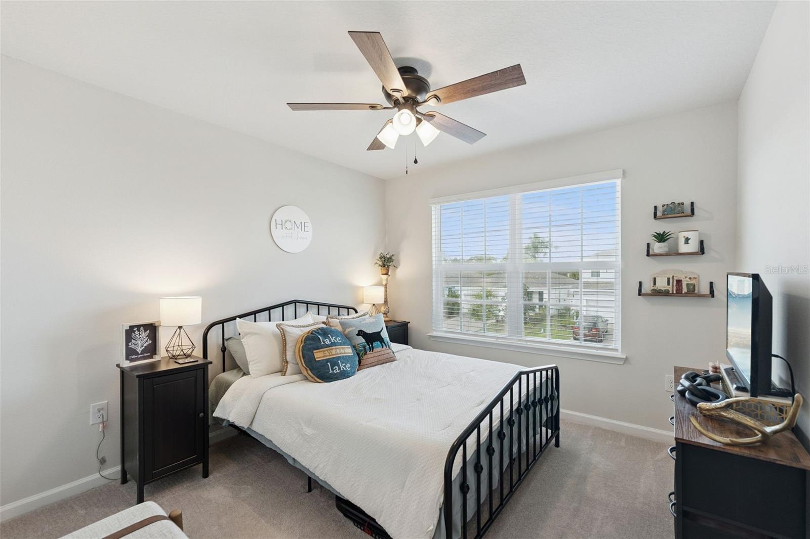 Image 33 of 56 For 5014 Grand Teton Court