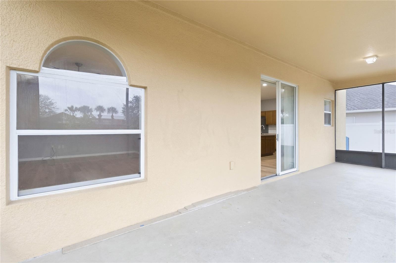 Image 31 of 35 For 121 Festive Court