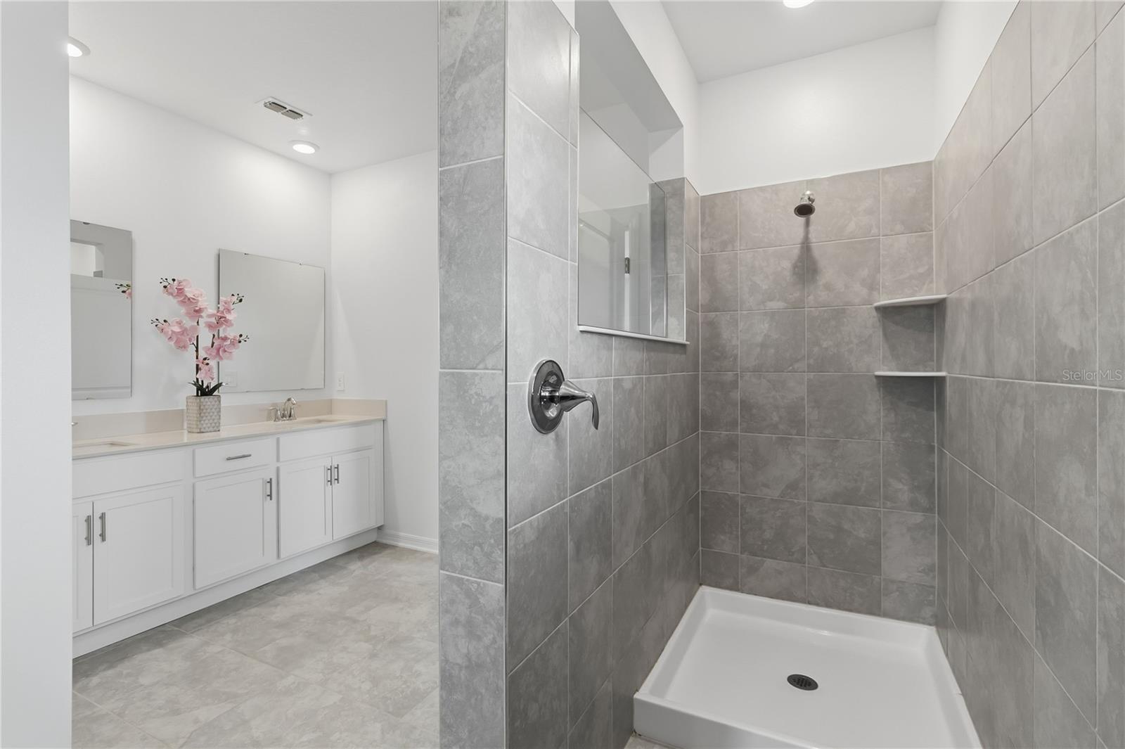 Image 18 of 33 For 4178 Conjunction Way