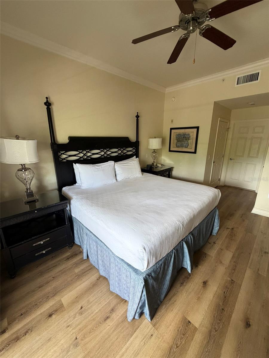 Image 13 of 50 For 7656 Whisper Way 401