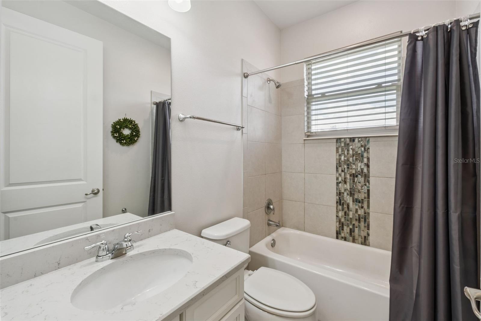 Image 14 of 19 For 24414 Woodhill Court