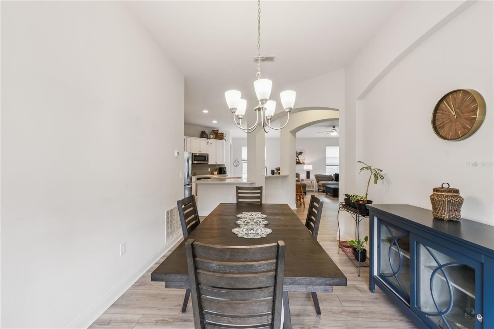 Image 8 of 19 For 24414 Woodhill Court