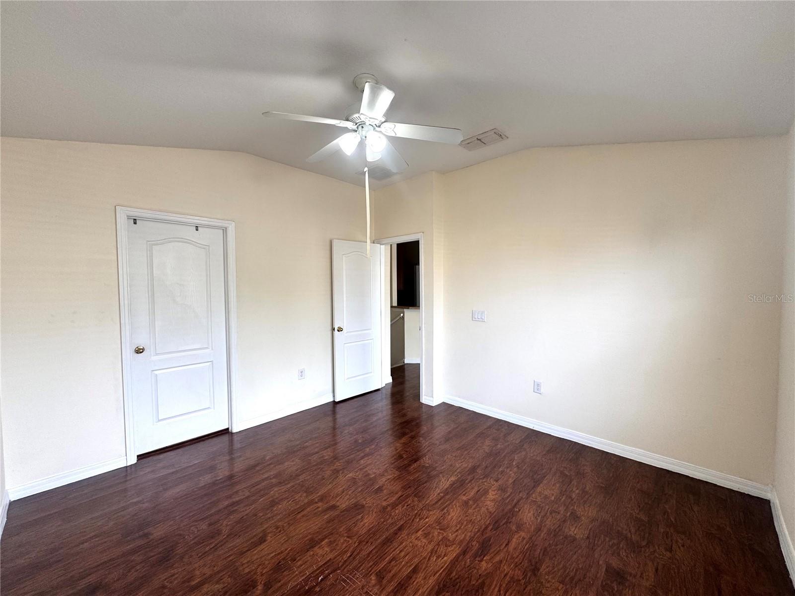 Image 11 of 23 For 1985 Estancia Circle