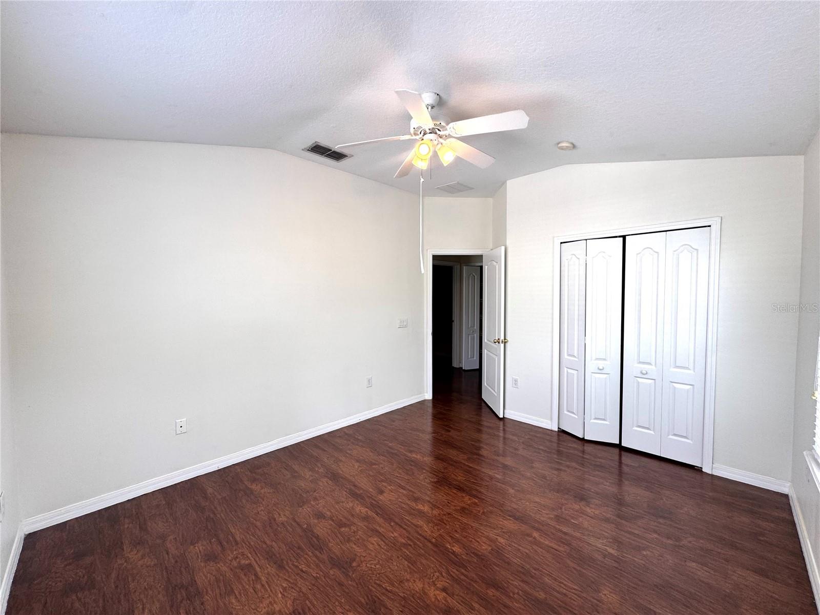 Image 15 of 23 For 1985 Estancia Circle