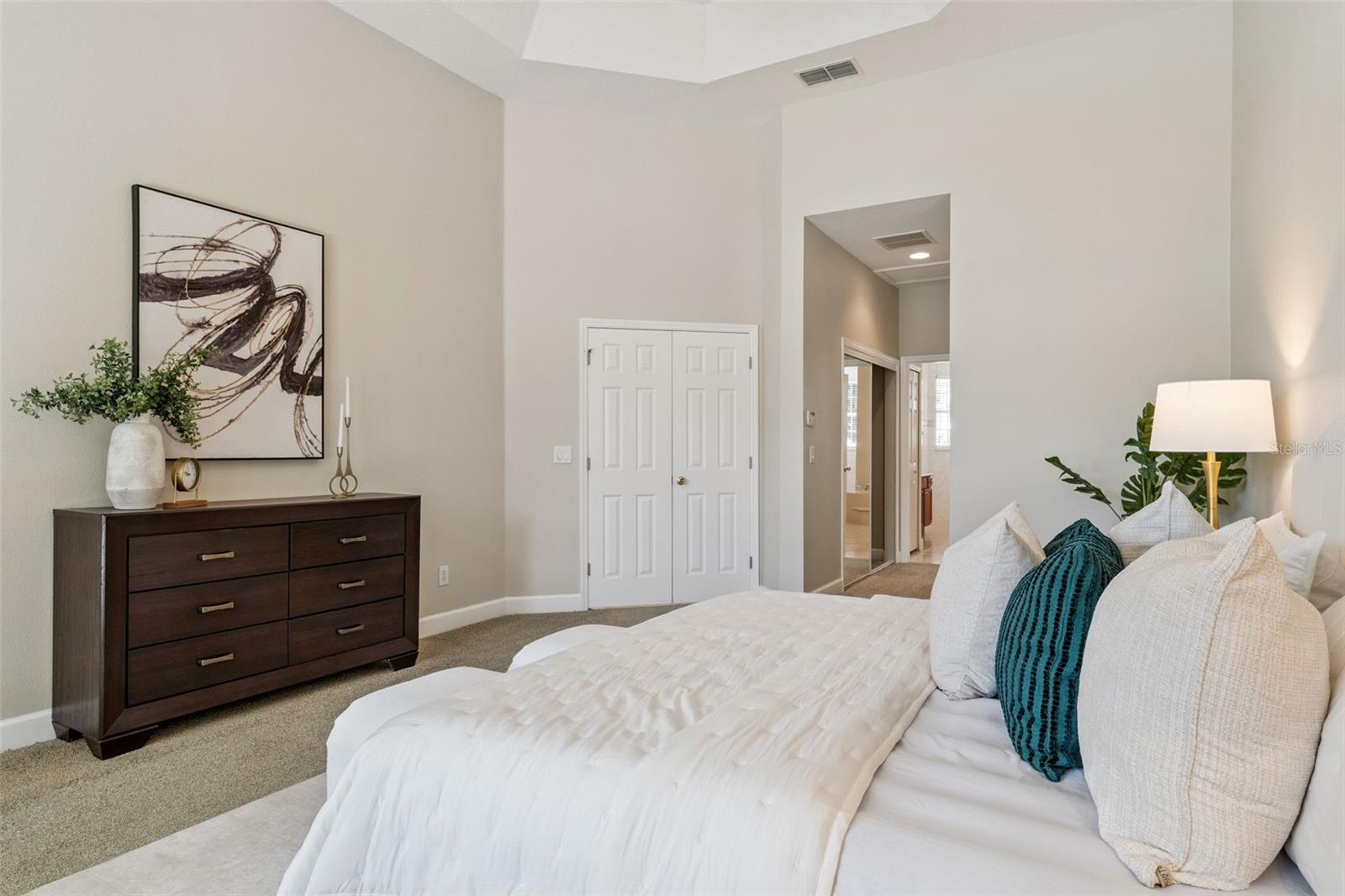 Image 25 of 67 For 13335 Paloma Drive