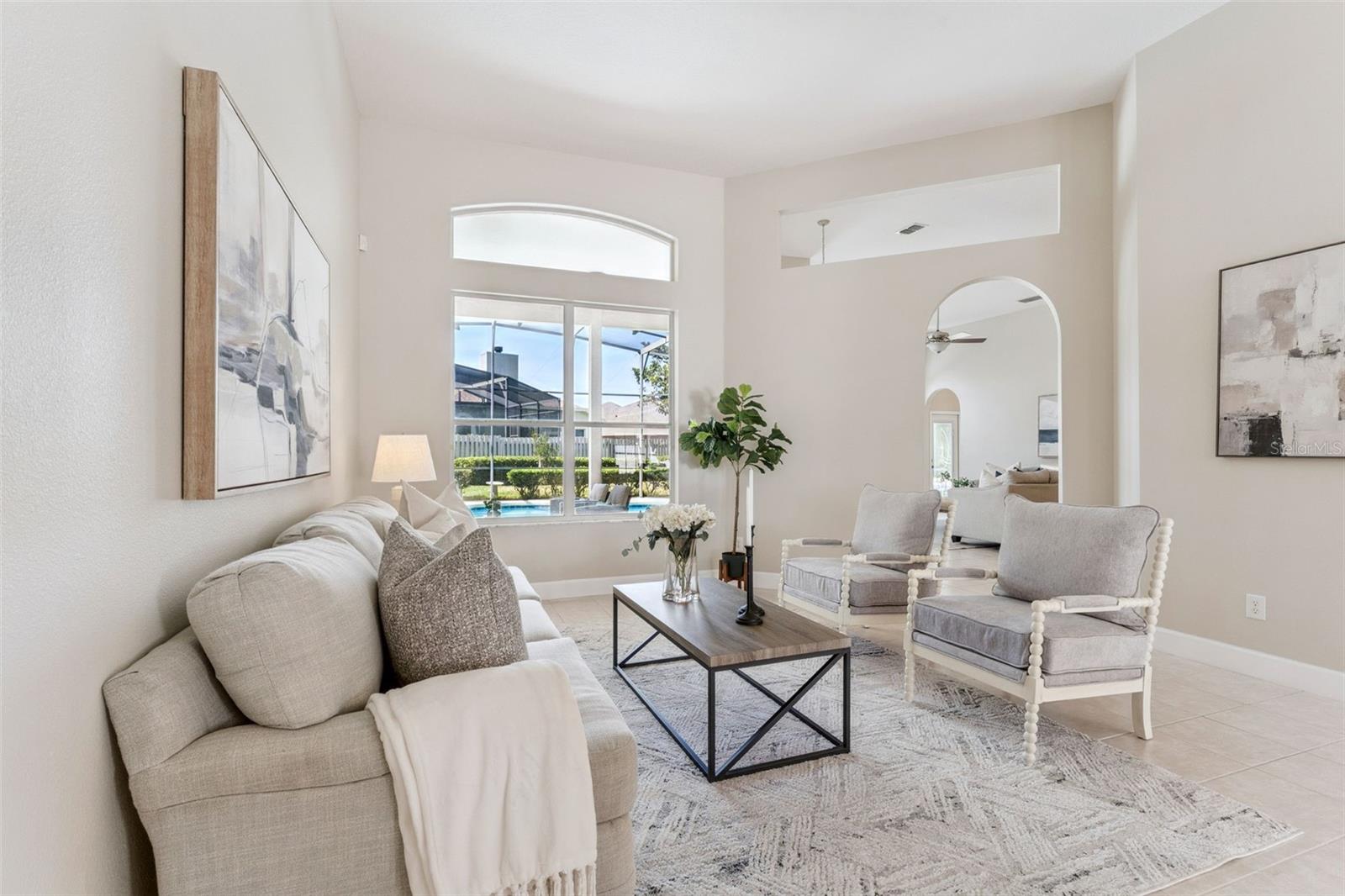 Image 4 of 67 For 13335 Paloma Drive