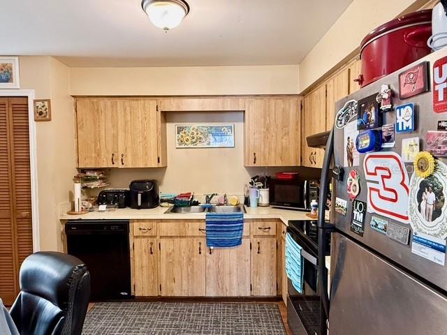 Image 11 of 25 For 608 Warren Avenue