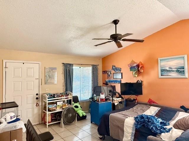 Image 5 of 25 For 608 Warren Avenue