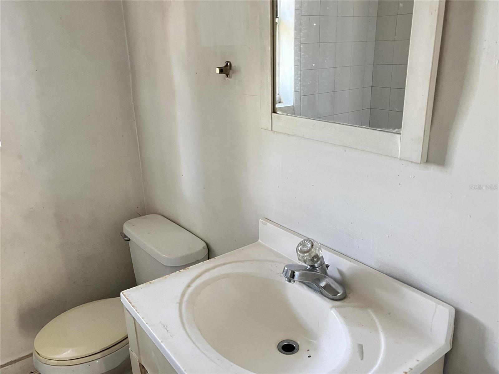 Image 5 of 10 For 2312 Fairfax Street