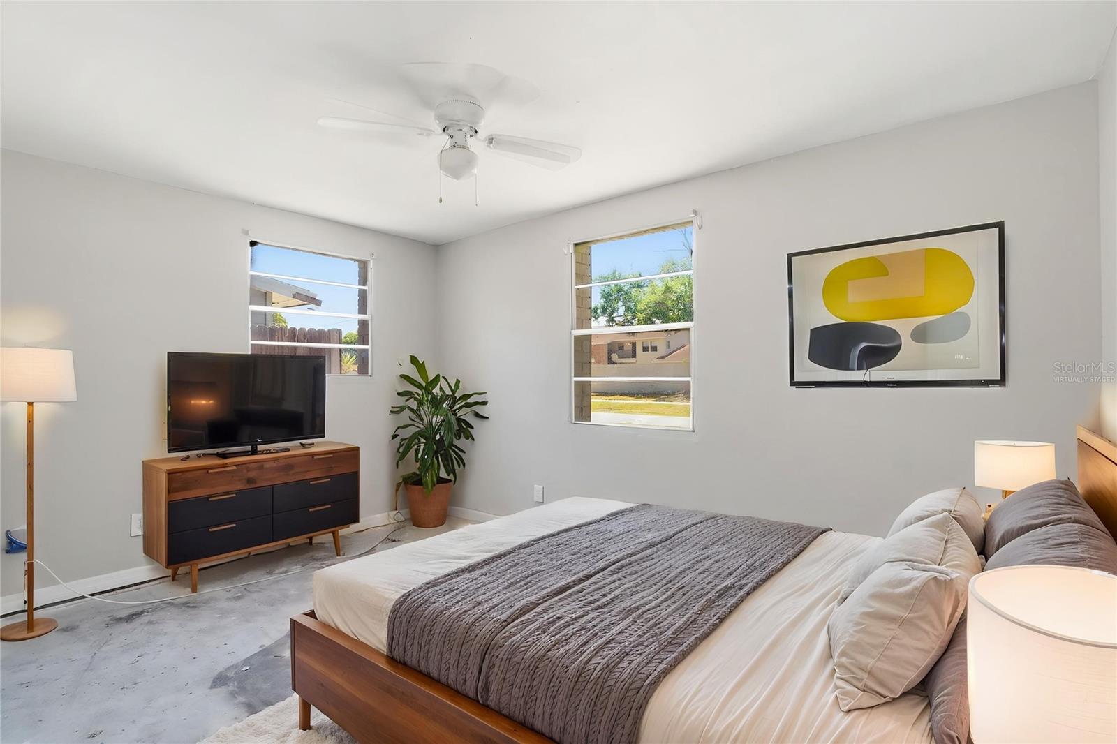 Image 3 of 10 For 5711 64th Avenue N