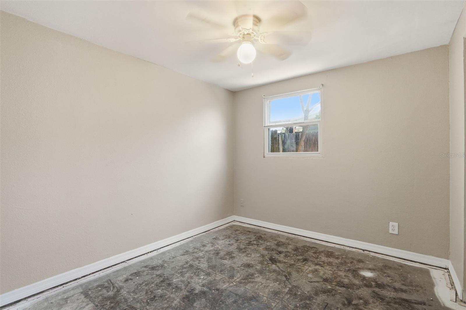 Image 7 of 10 For 5711 64th Avenue N