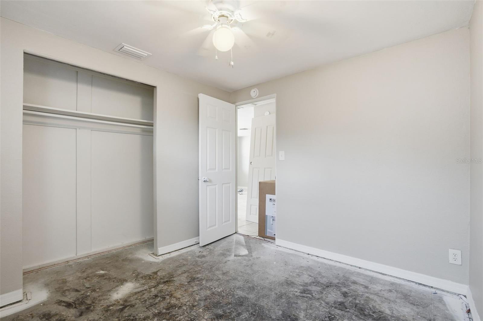 Image 8 of 10 For 5711 64th Avenue N