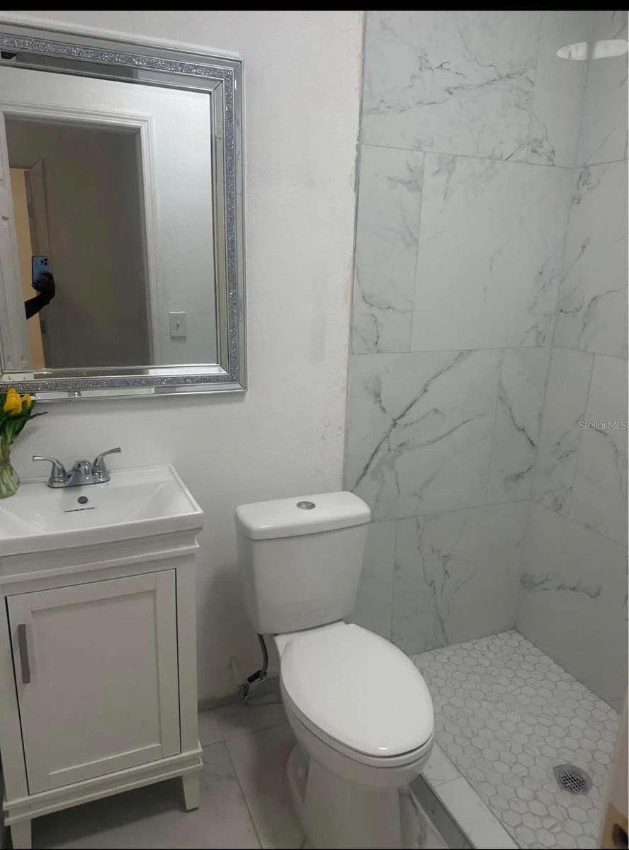 Image 2 of 10 For 820 Galsworthy Avenue