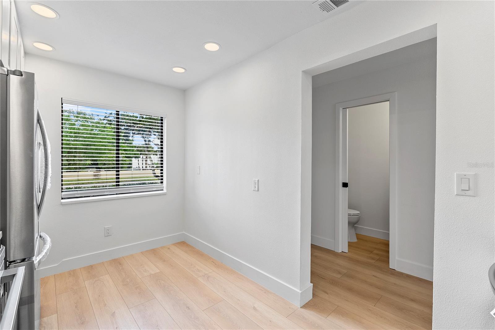 Image 5 of 31 For 148 Sandlewood Trail