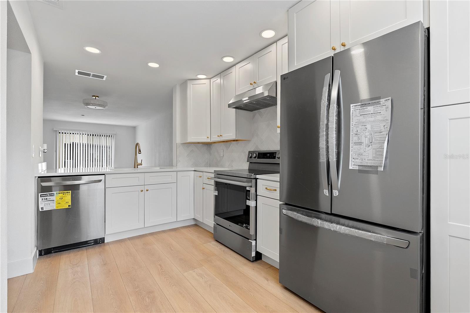 Image 6 of 31 For 148 Sandlewood Trail