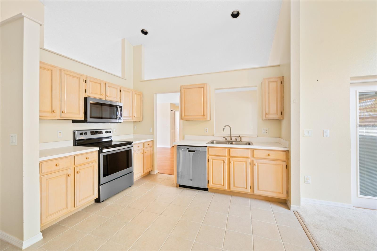 Image 11 of 37 For 2419 Maywood Street