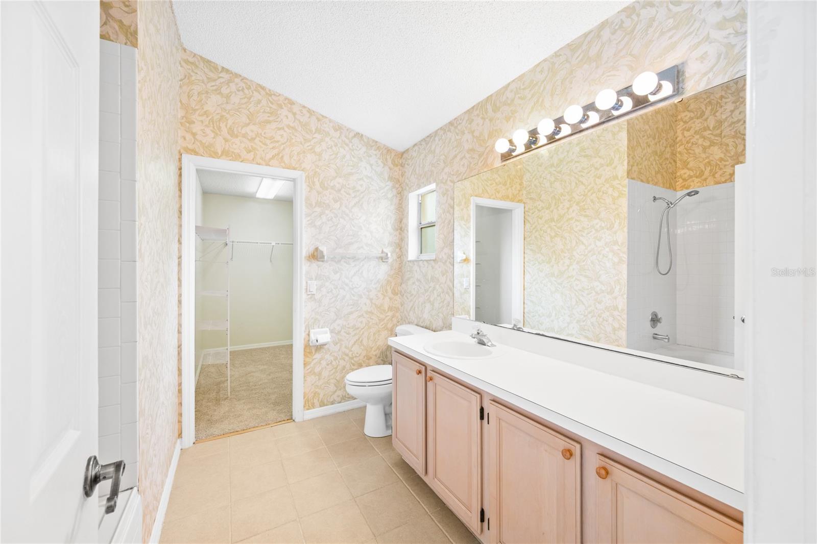 Image 17 of 37 For 2419 Maywood Street