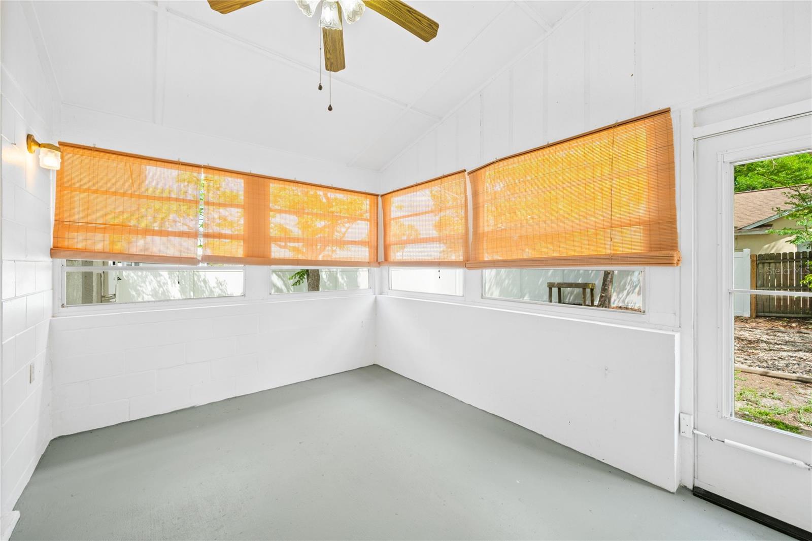 Image 25 of 37 For 2419 Maywood Street