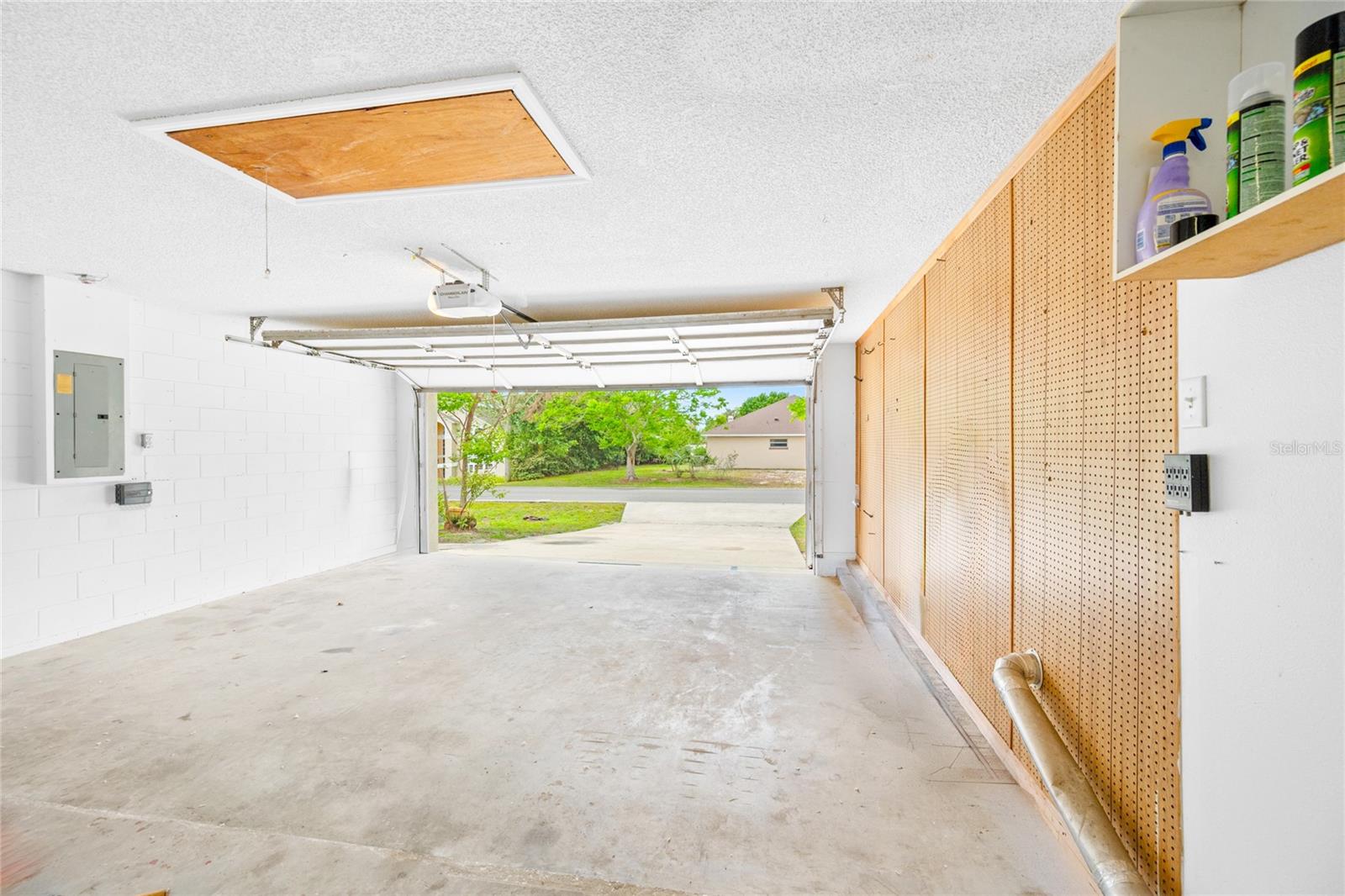 Image 27 of 37 For 2419 Maywood Street