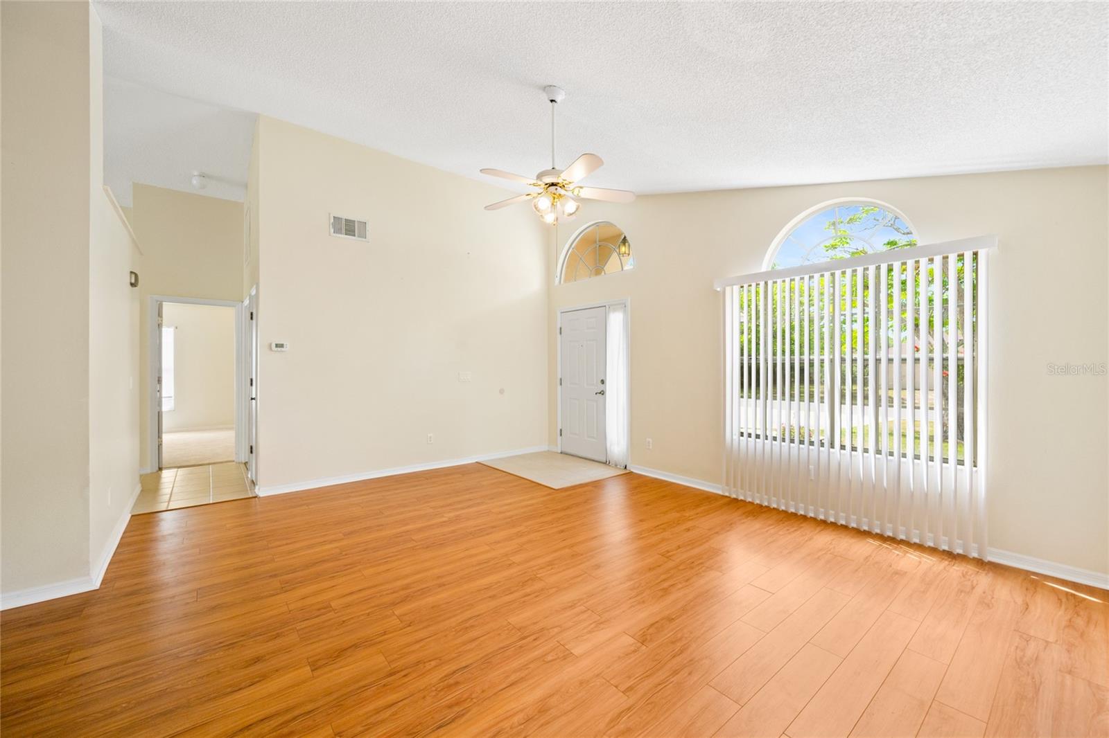 Image 7 of 37 For 2419 Maywood Street