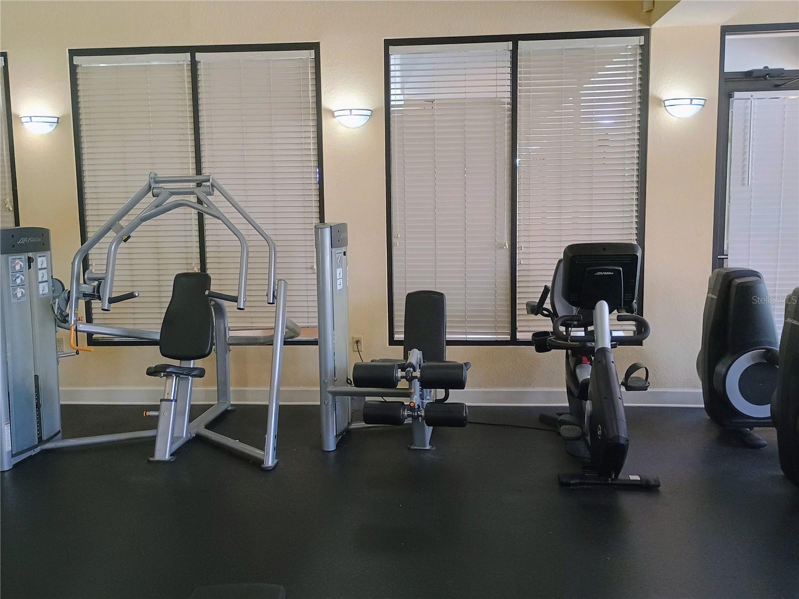 Image 34 of 51 For 14084 Bridgewater Crossings Boulevard