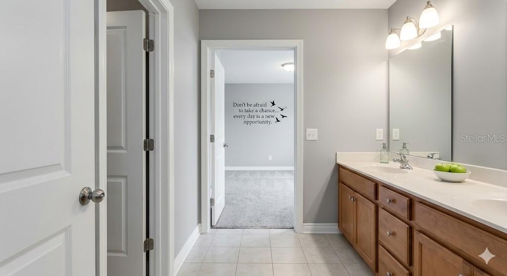 Image 9 of 51 For 14084 Bridgewater Crossings Boulevard