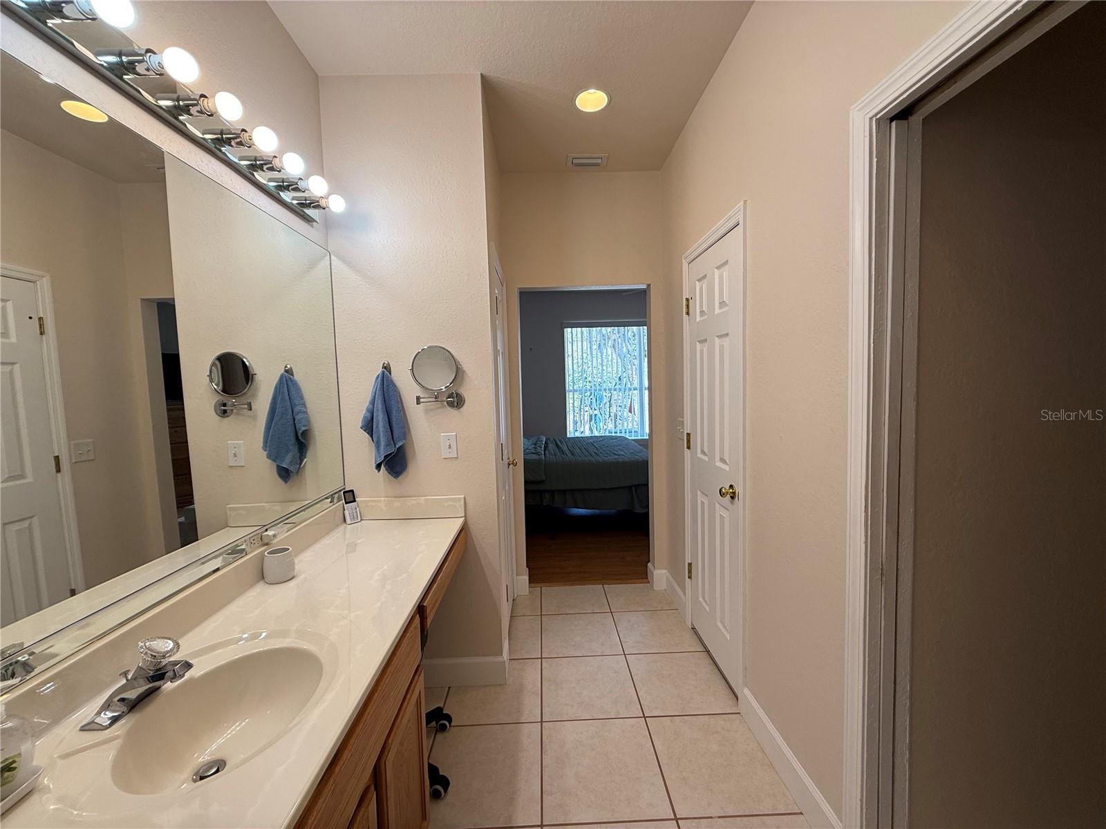 Image 19 of 64 For 24907 135th Street