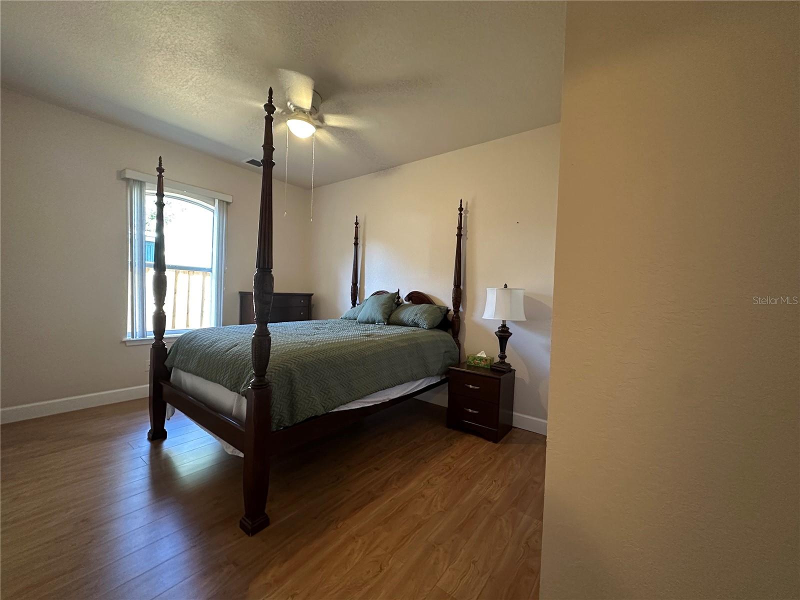 Image 22 of 64 For 24907 135th Street