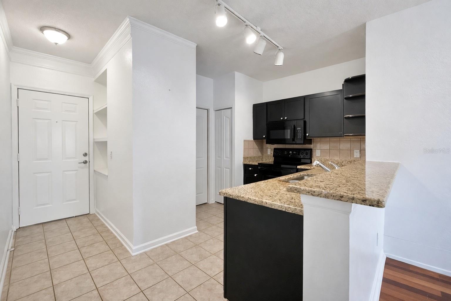 Image 7 of 18 For 4207 Dale Mabry Highway 6410