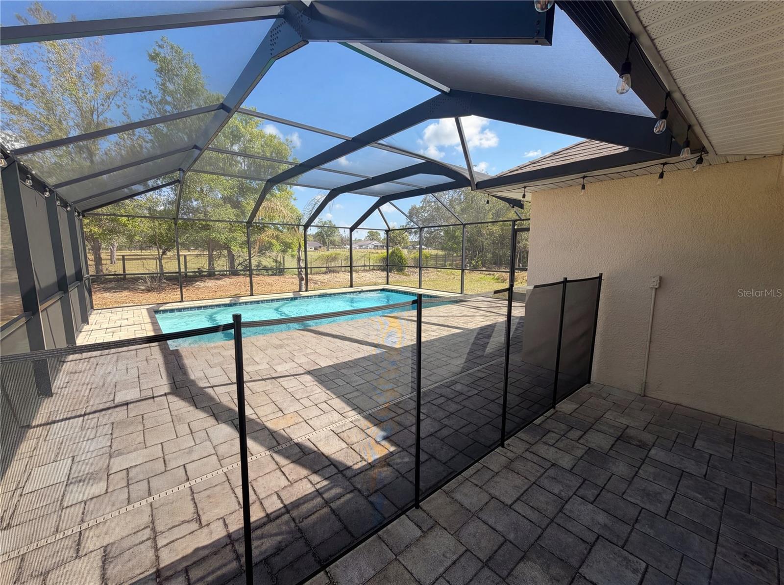 Image 34 of 39 For 16338 Vine Cliff Avenue