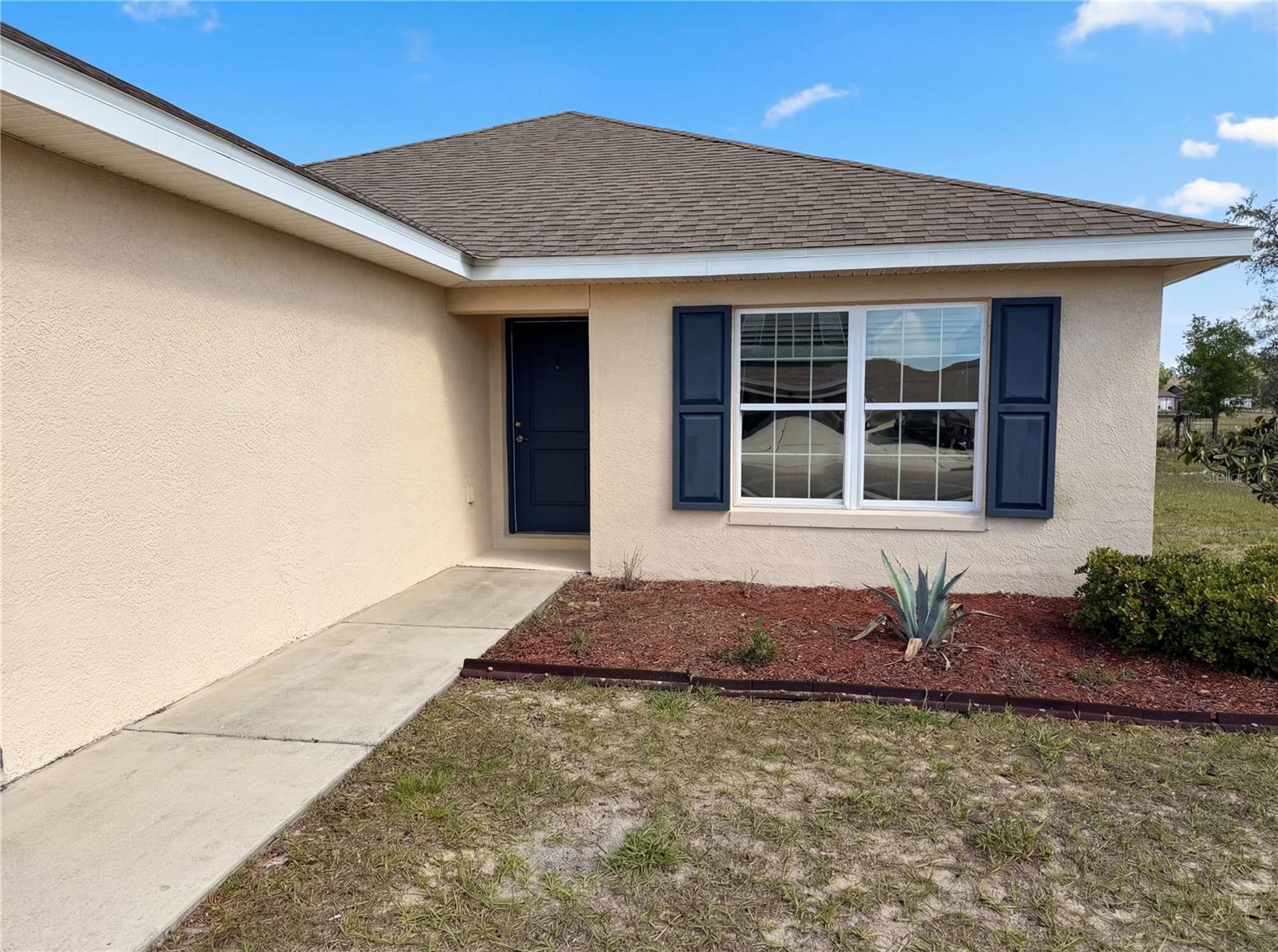 Image 8 of 39 For 16338 Vine Cliff Avenue