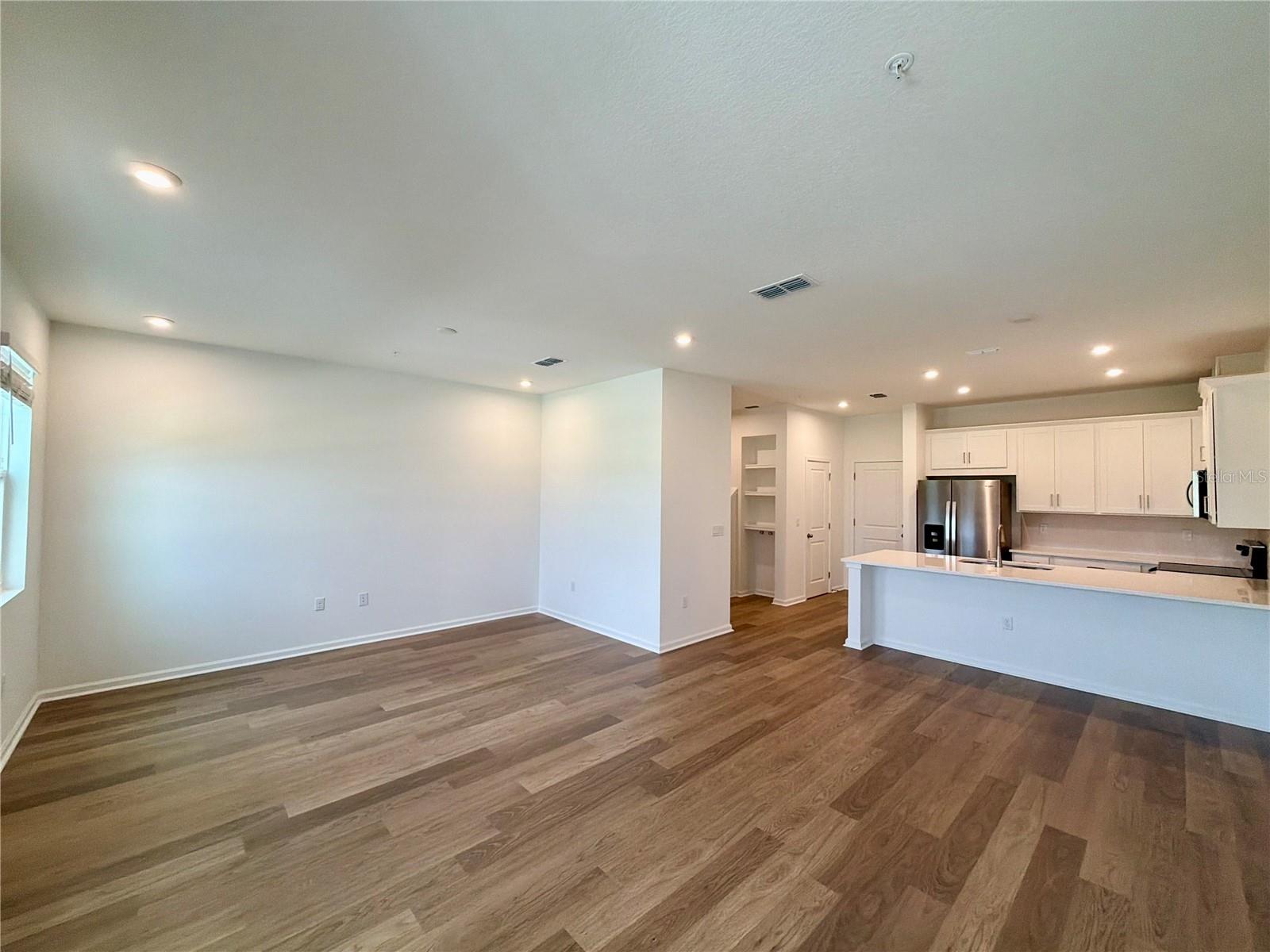 Image 2 of 55 For 10059 Gazebo Alley