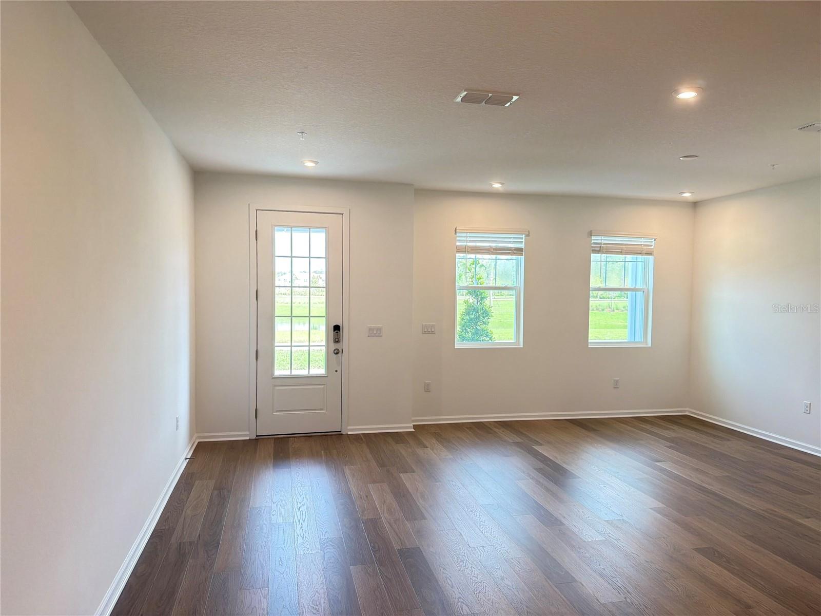 Image 5 of 55 For 10059 Gazebo Alley