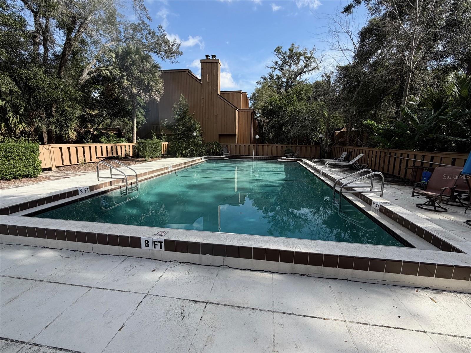 Image 34 of 57 For 233 Crown Oaks Way 233