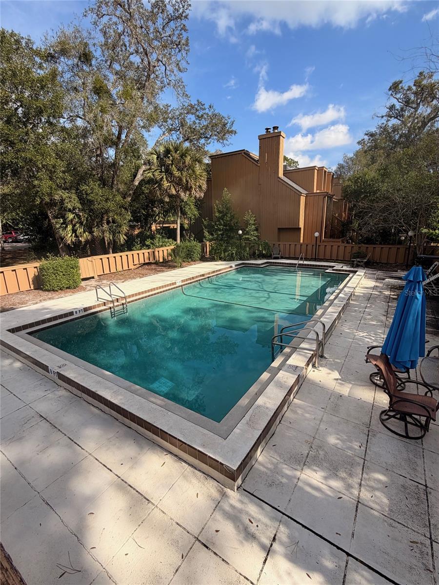 Image 35 of 57 For 233 Crown Oaks Way 233