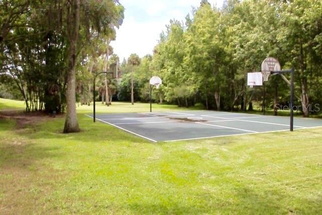 Image 45 of 57 For 233 Crown Oaks Way 233