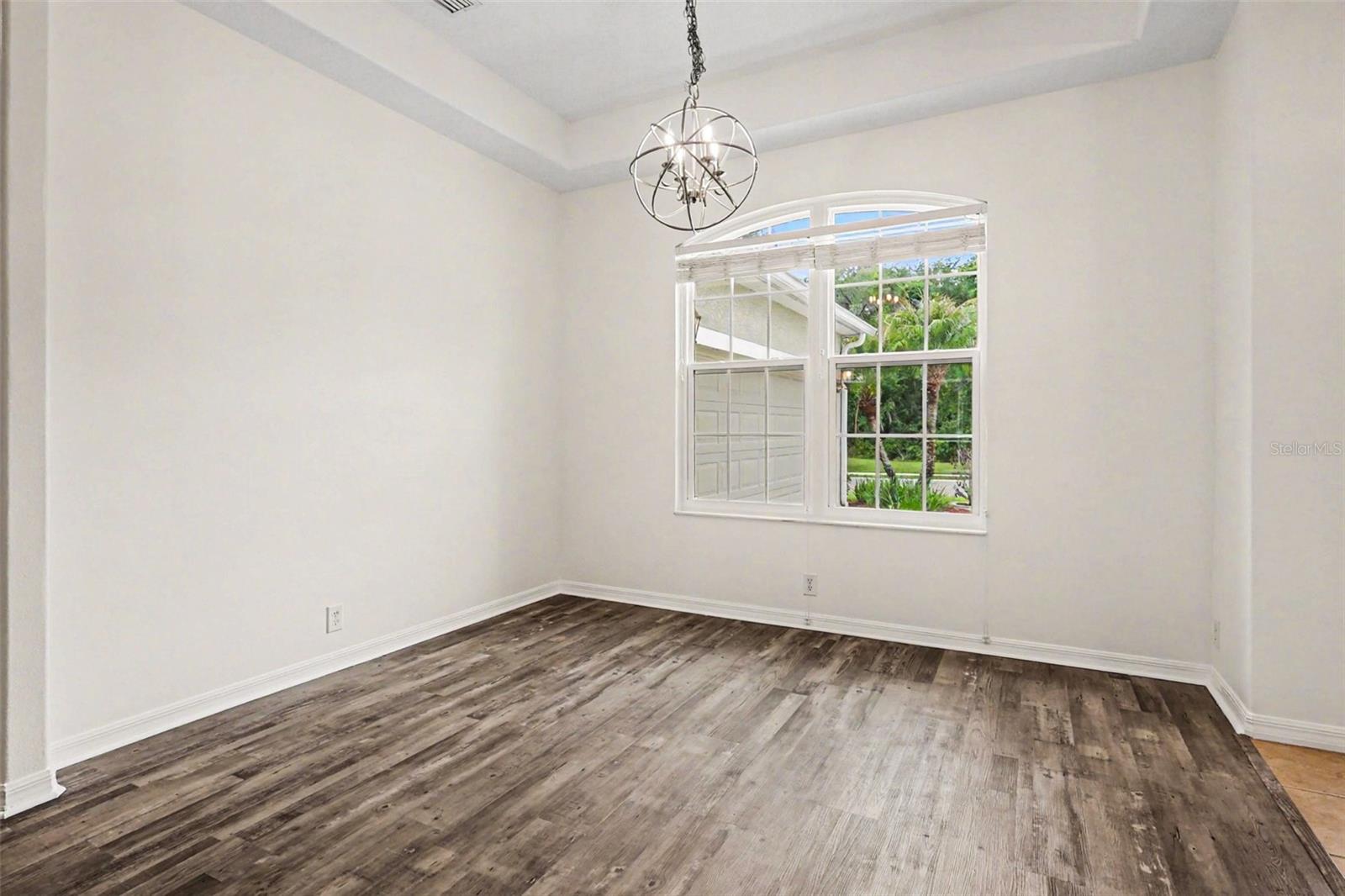 Image 15 of 30 For 2820 124th Avenue E