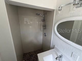 Image 8 of 8 For 1653 Hastings Street