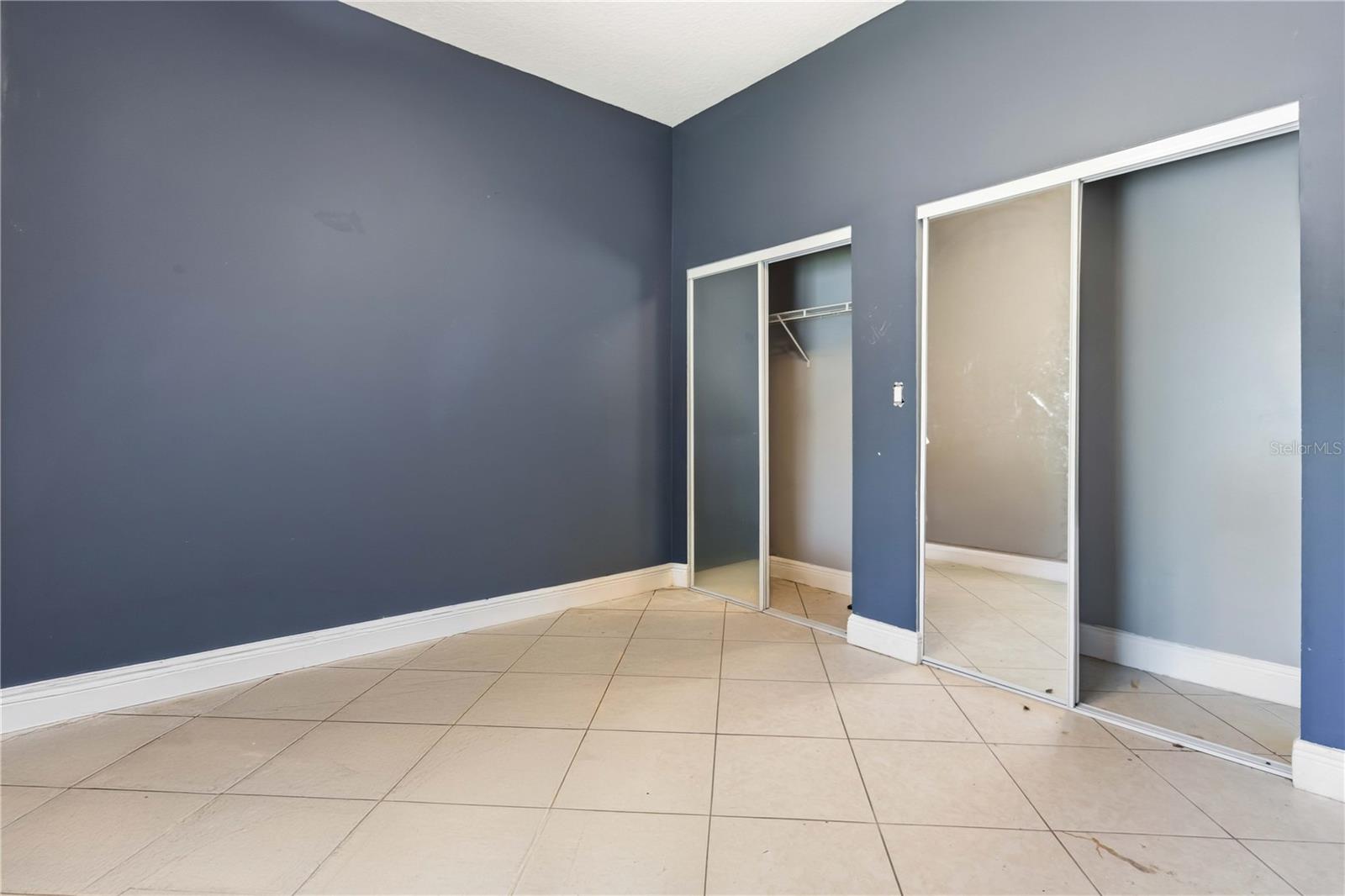 Listing photo id 12 for 21717 129th Avenue