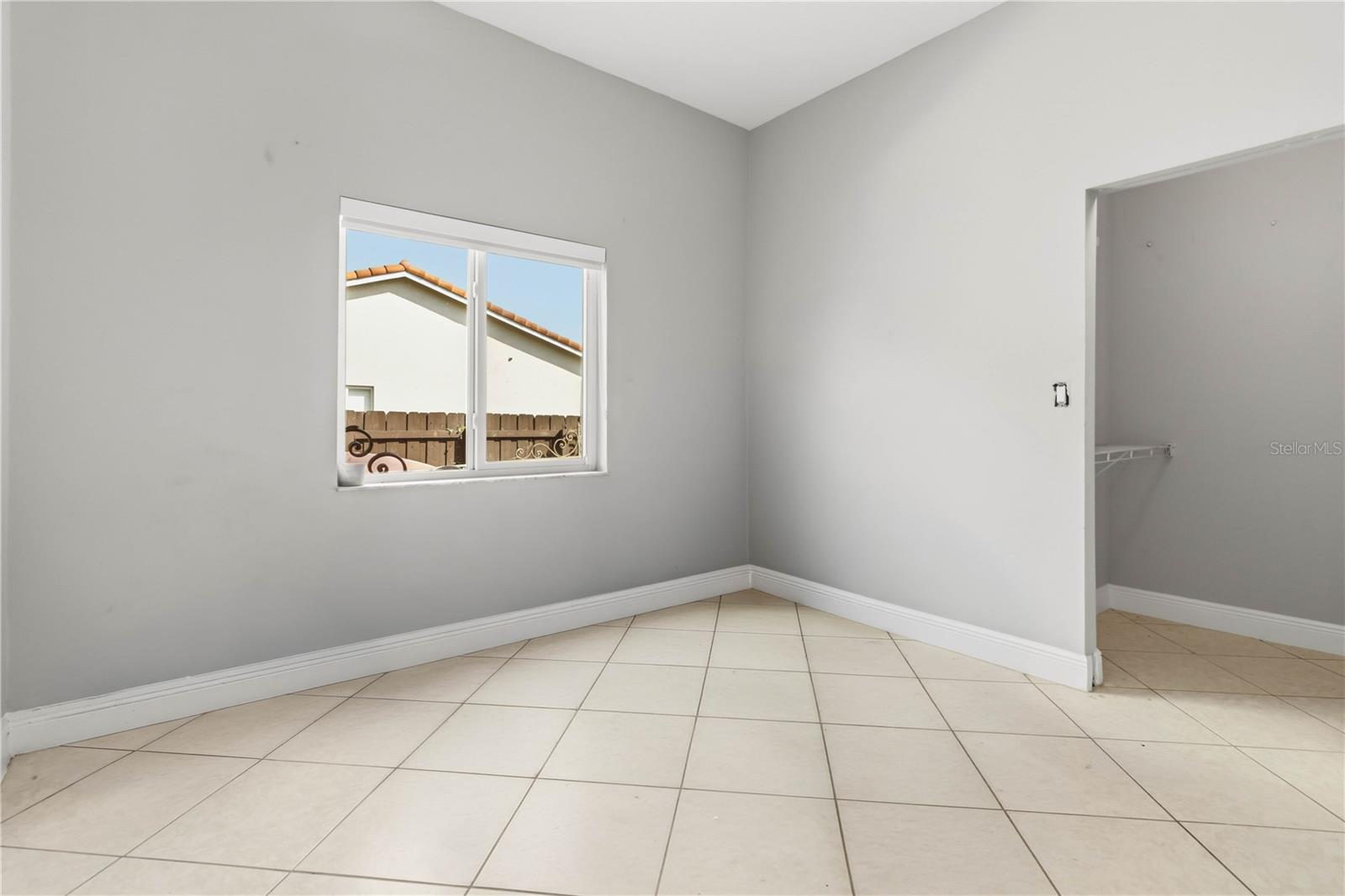 Listing photo id 14 for 21717 129th Avenue