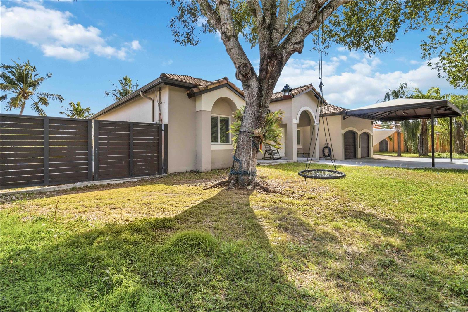 Listing photo id 28 for 21717 129th Avenue