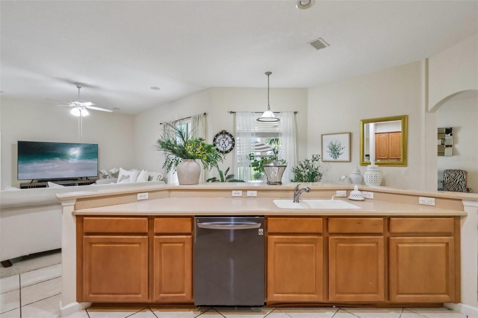 Image 16 of 42 For 3848 Long Branch Lane